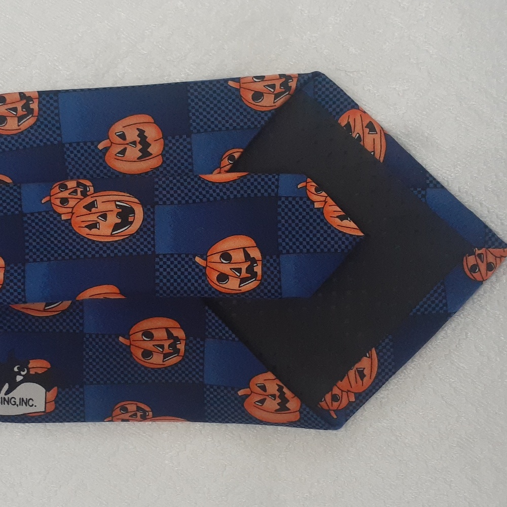 Hallmark Novelty Halloween Men's Tie Jack-o'-lantern Blue Orange